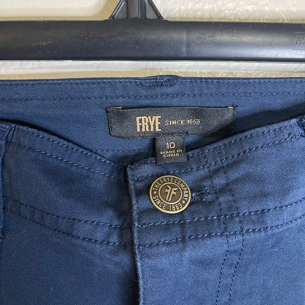 Frye Pants Women's navy  Cargo Relaxed Hiking Outdoors Nature Naturalist 10 - Picture 5 of 6